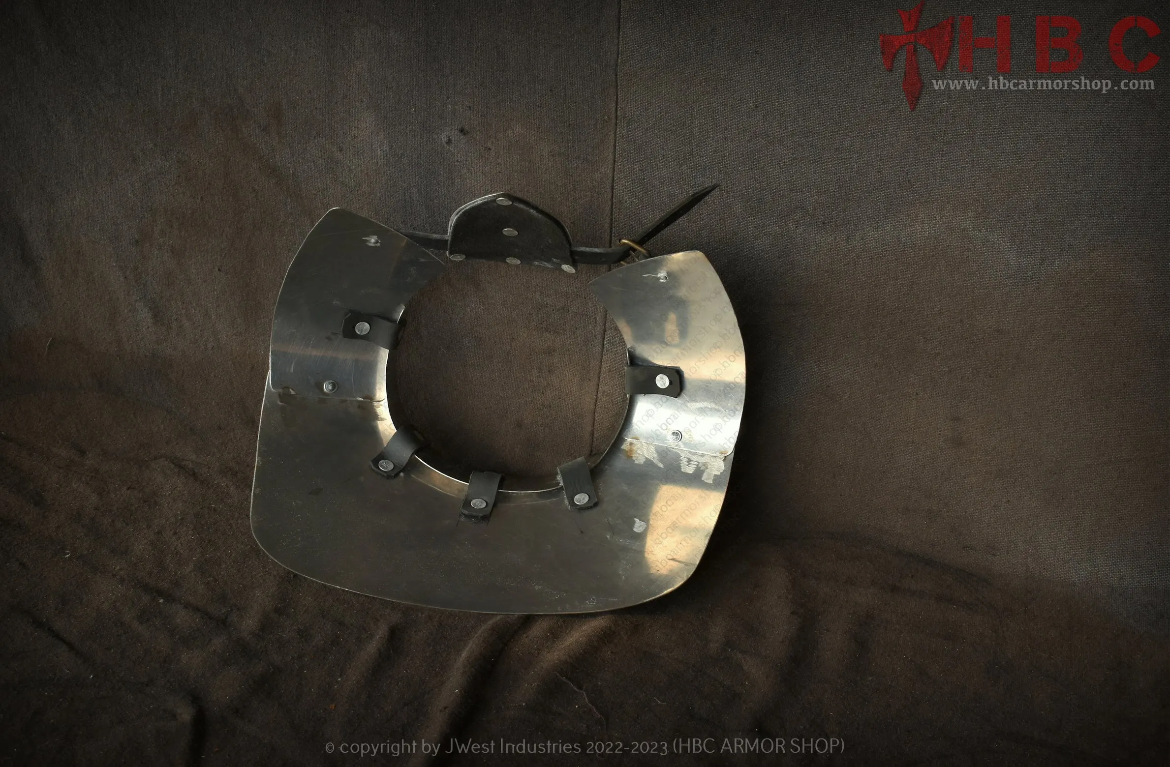 Plate gorget Neck/Spine protection