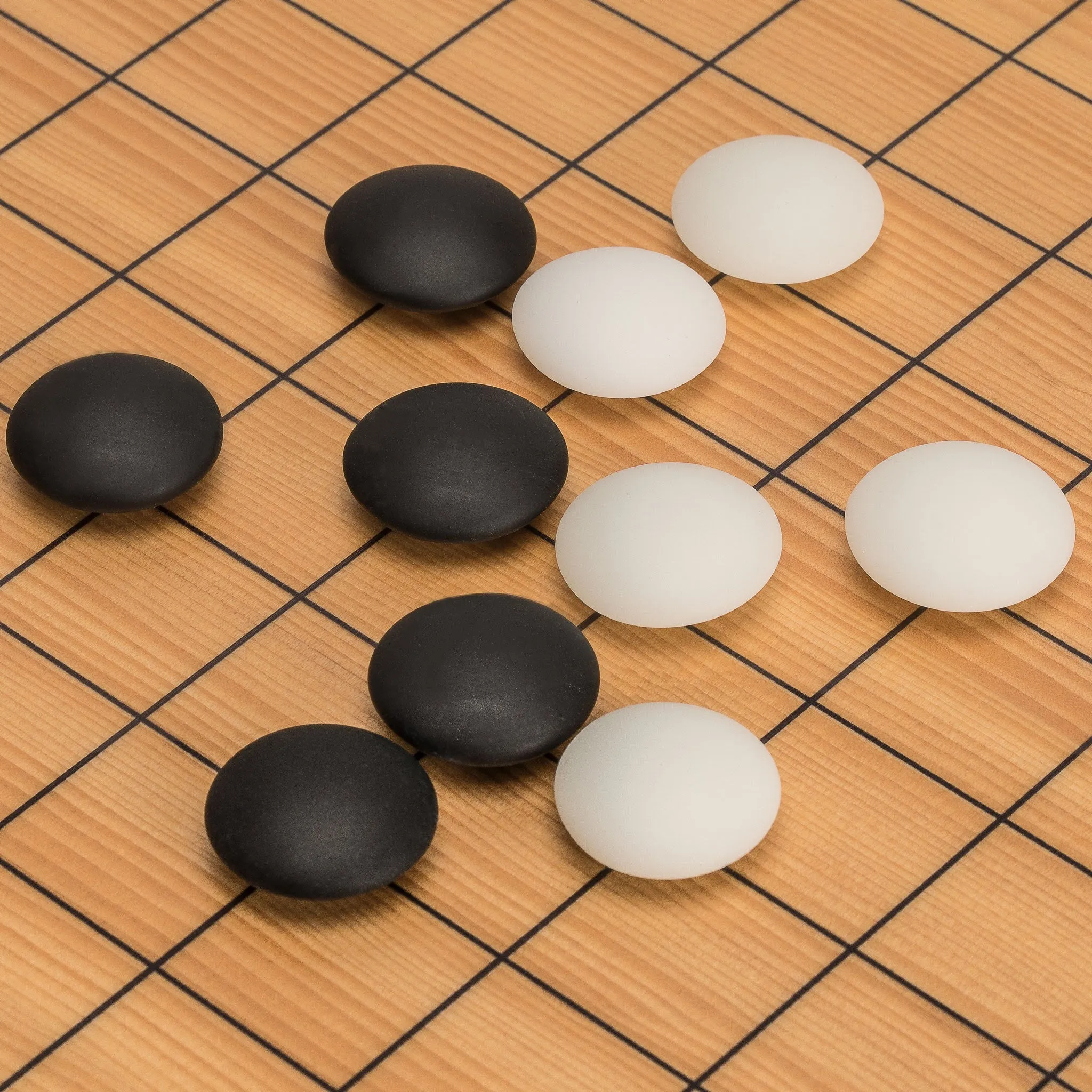 Shin Kaya 1.2" Go Board w/ Double Convex Yunzi Stones and Burma Padauk Wood Bowls Set