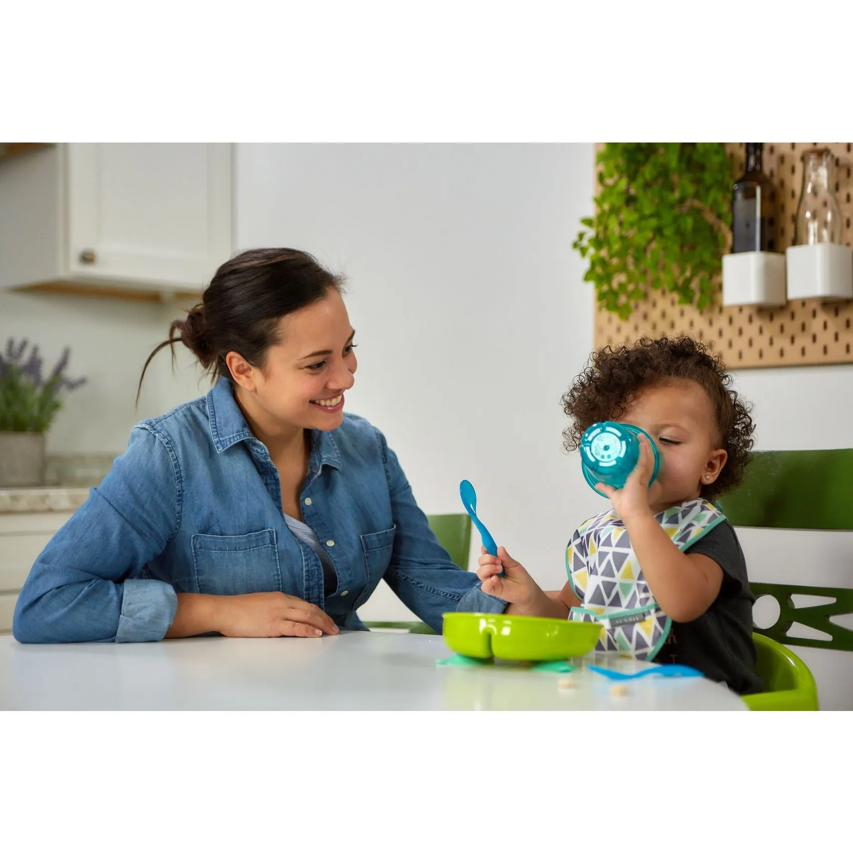 The First Years Take And Toss Feeding Set Multicolour - 28 Pieces